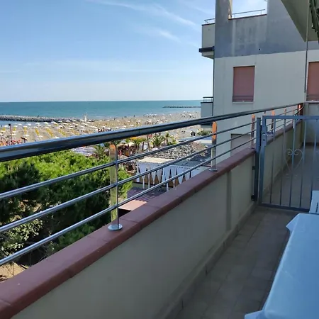 Apartment Cozy With Sea View Terrace Caorle